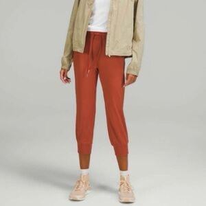 Lululemon Ready to Rulu High-Rise Cropped Jogger
Red Rock 4
